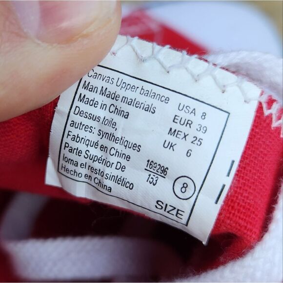 🔸️Airwalk Red & White Canvas Sneakers Size 8 - Picture 12 of 13